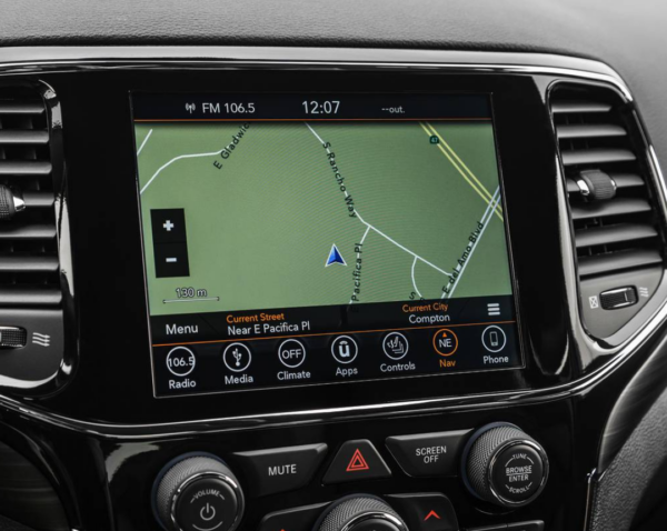 2016 2021 Jeep Grand Cherokee Uconnect 4C NAV with 8.4 Inch Display UAV Radio with Apple CarPlay Android NAV